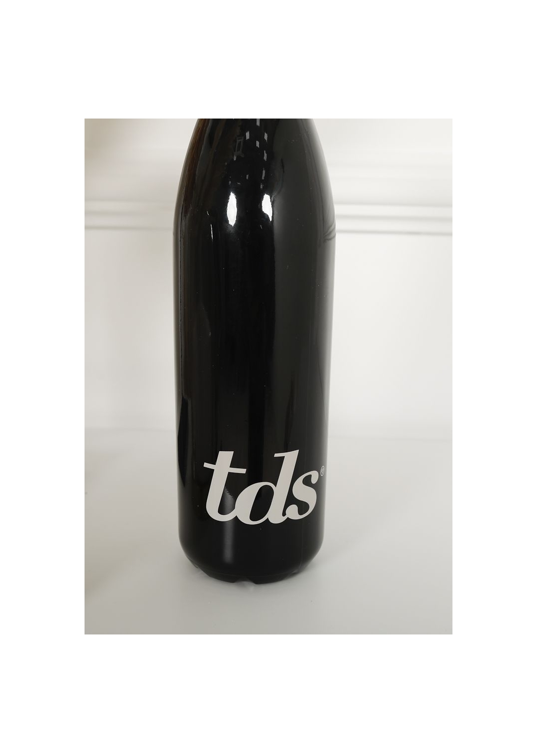 BLACK TDS GLASS BOTTLE