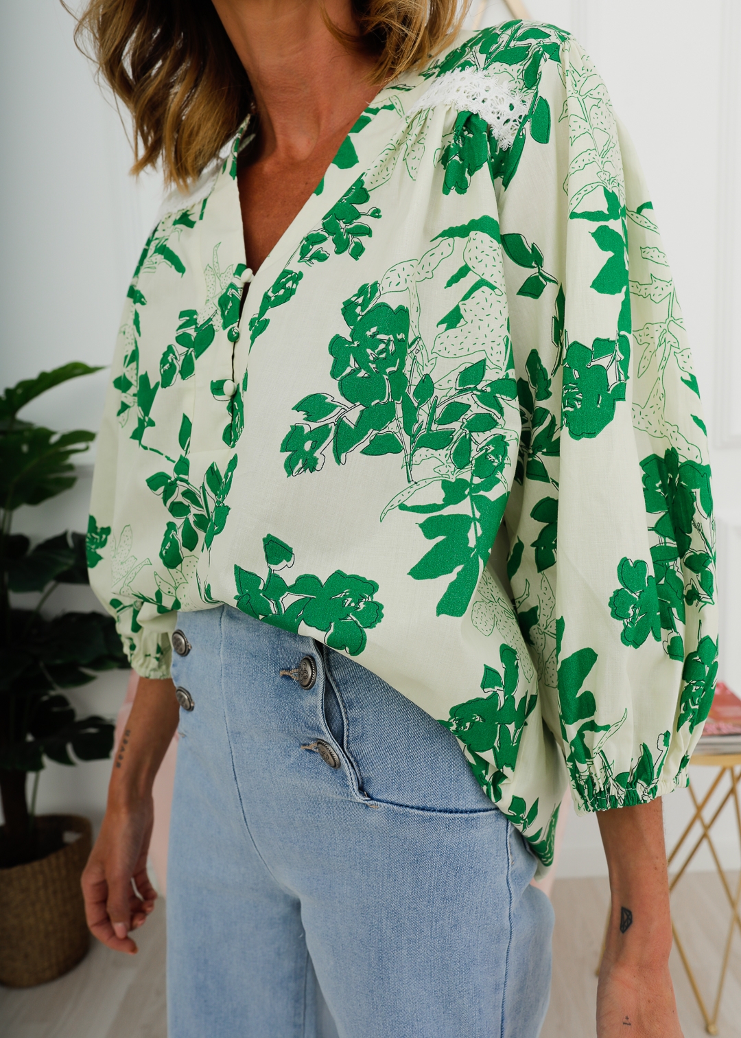 GREEN FLORAL BLOUSE