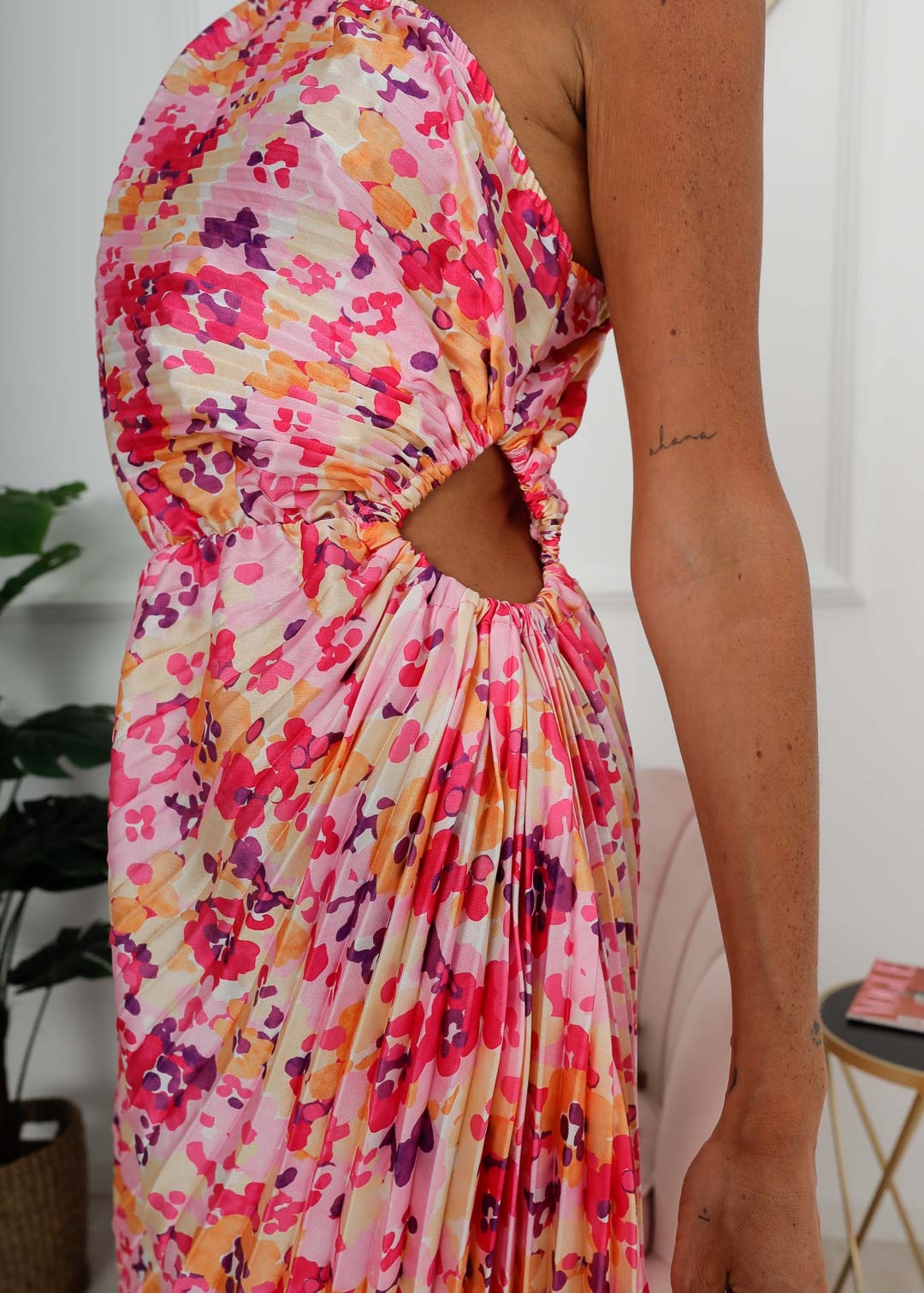 PINK PLEATED FLORAL DRESS