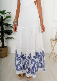 WHITE DRESS EMBROIDERED BLUE
