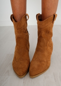 CAMEL COUNTRY BOOTS