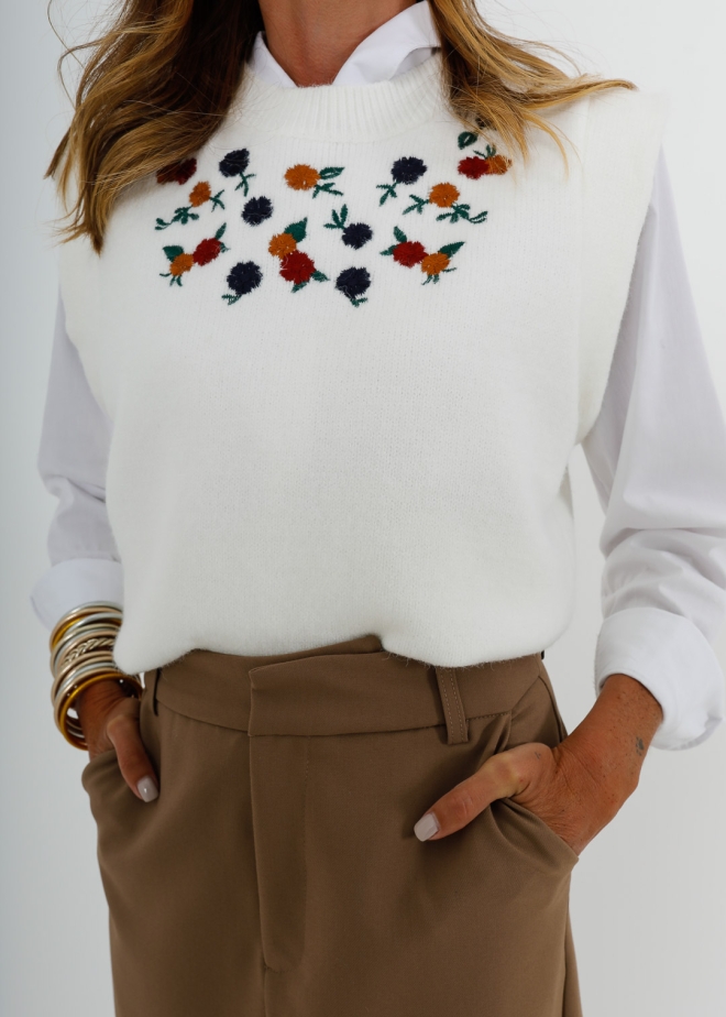 WHITE FLORAL EMBROIDERED VEST