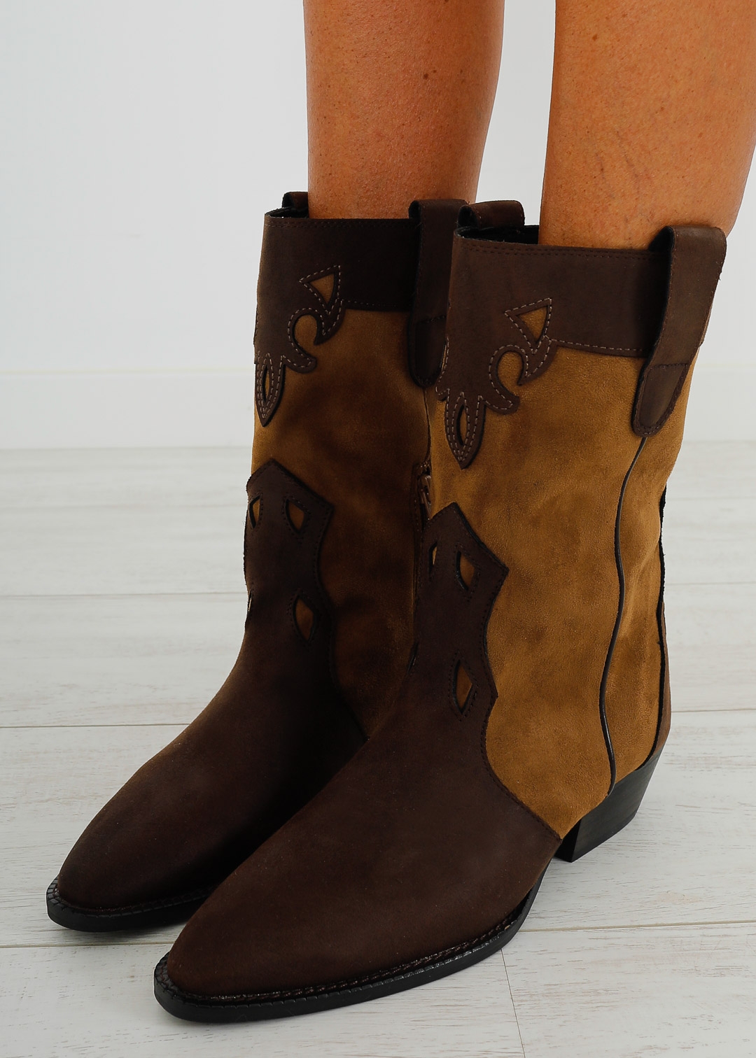 CAMEL COUNTRY BOOTS