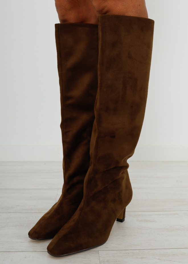 BROWN HIGH BOOT