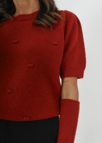 RED SWEATER EMBOSSED WITH MITTENS