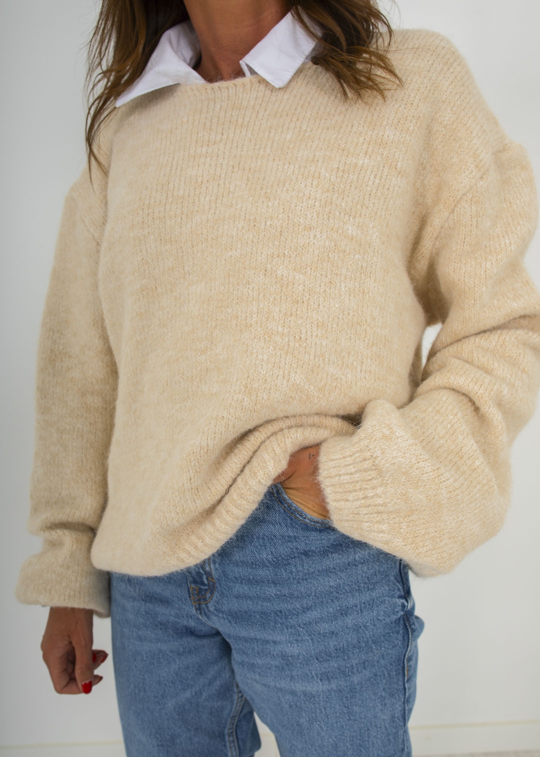 BEIGE SWEATER WITH BOWS