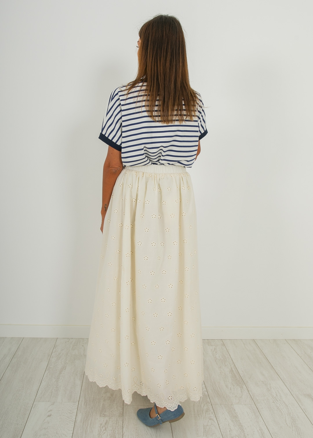 BEIGE LONG EMBROIDERED SKIRT