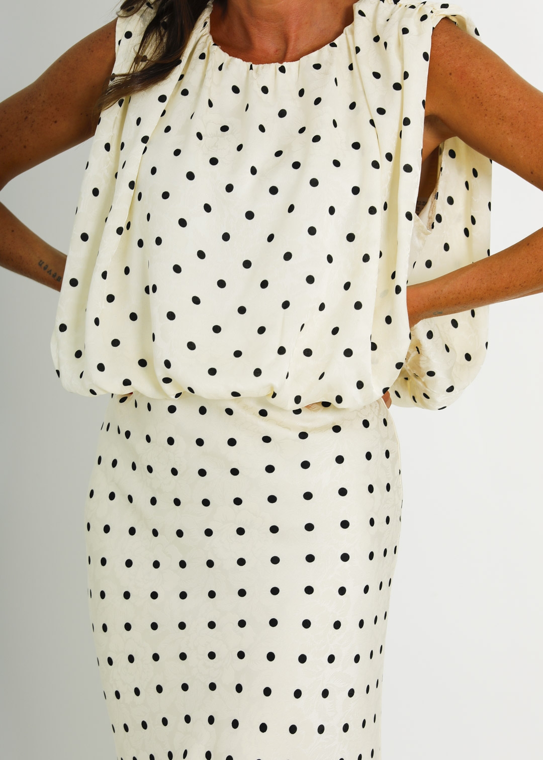 BEIGE POLKA DOT LONG SKIRT