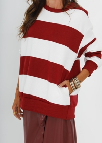 BURGUNDY SWEATSHIRT