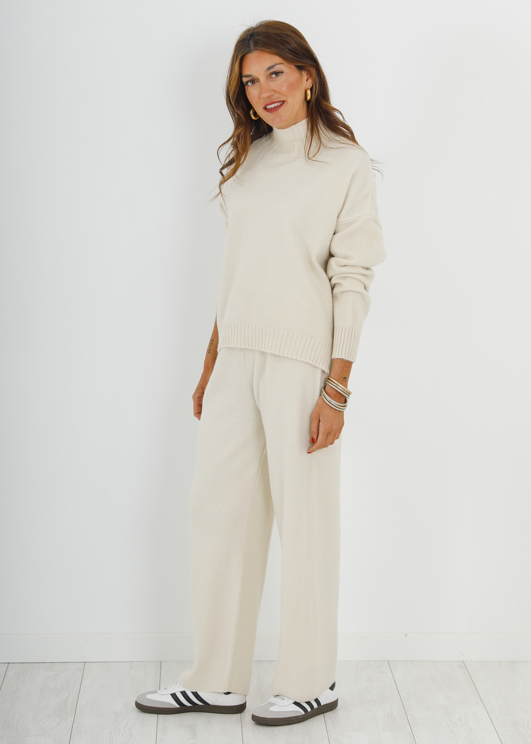 BEIGE TURTLENECK SET